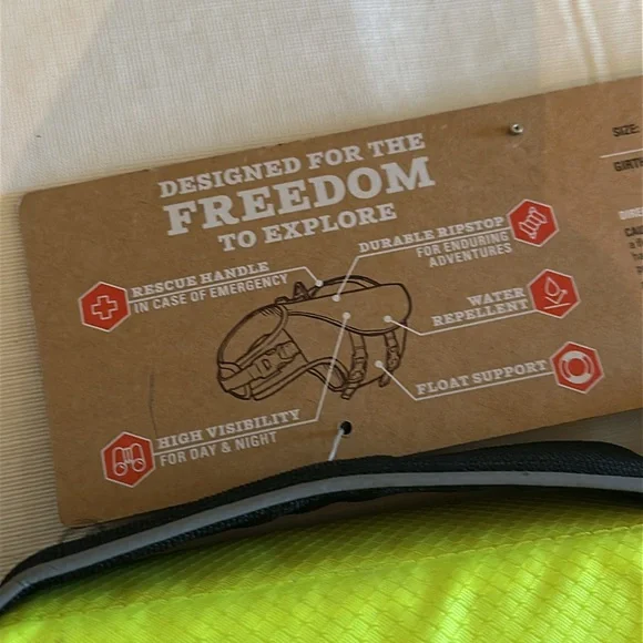 Arcadia Trail *NWT* High Visibility Flotation Aid Dog Vest Coat, Yellow - Picture 11 of 15